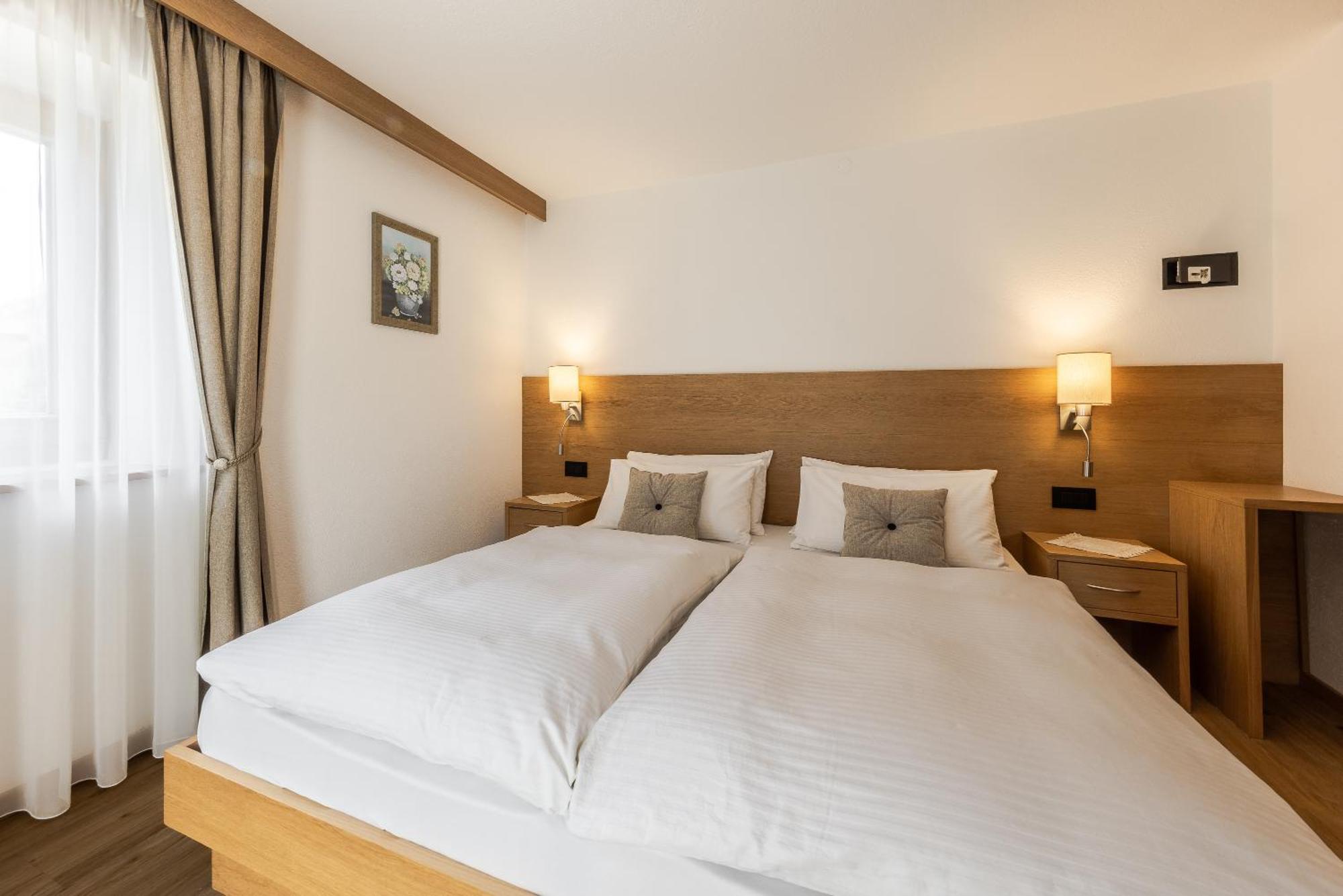 Villa Resi B&B Corvara In Badia Εξωτερικό φωτογραφία