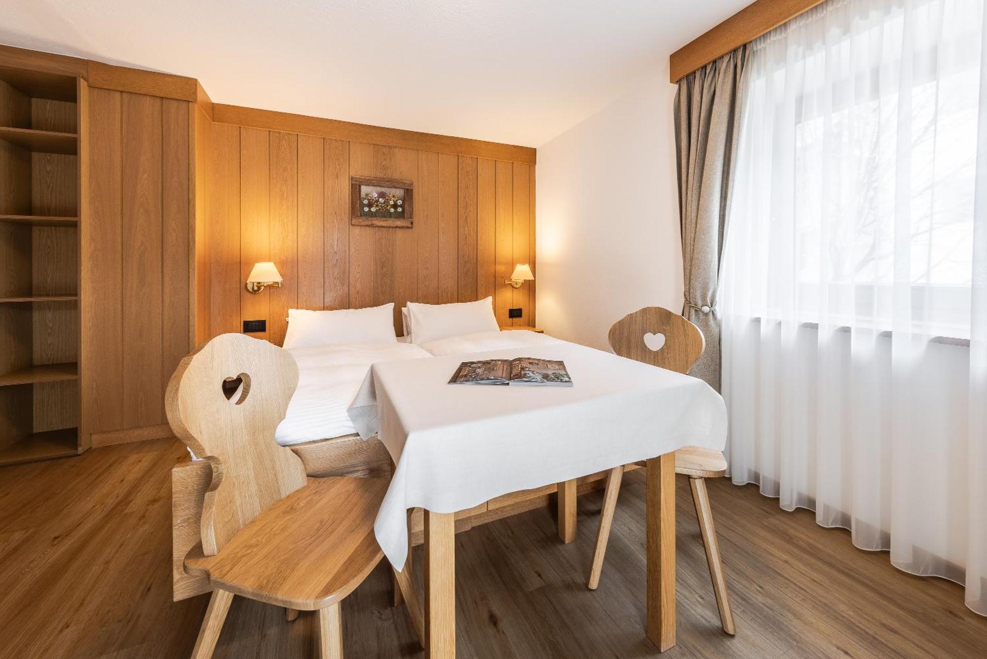 Villa Resi B&B Corvara In Badia Εξωτερικό φωτογραφία