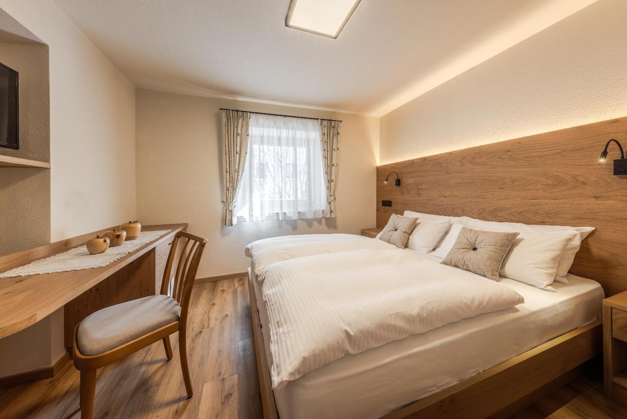 Villa Resi B&B Corvara In Badia Εξωτερικό φωτογραφία