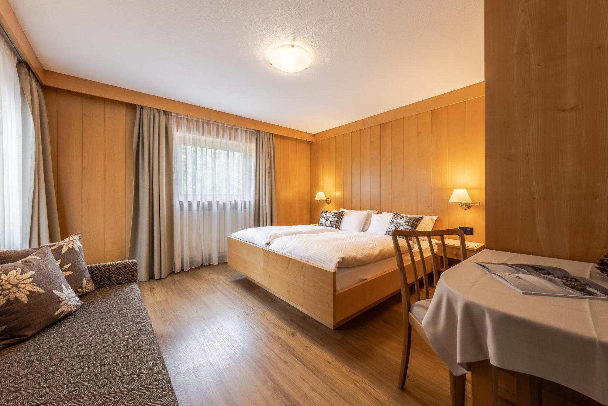 Villa Resi B&B Corvara In Badia Εξωτερικό φωτογραφία